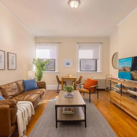 Ferienwohnung Stunning Back Bay 1Bed 1Bath